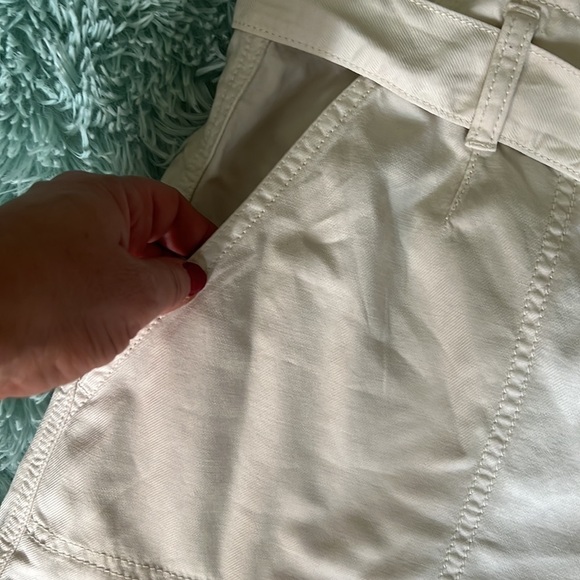 A.N.A. A New Approach Cement Color High Waist Shorts w/ Tie Belt, Size 18, NWT. - Picture 3 of 7